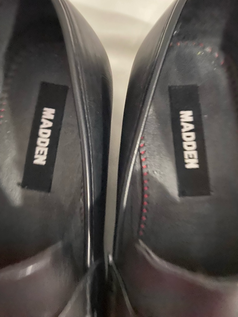 Men’s Steve Madden Black Slip On Loafer Size 9M Used Faux Leather - Picture 4 of 9